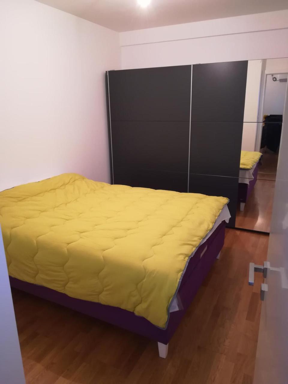 Apartment Butterfly Cacak