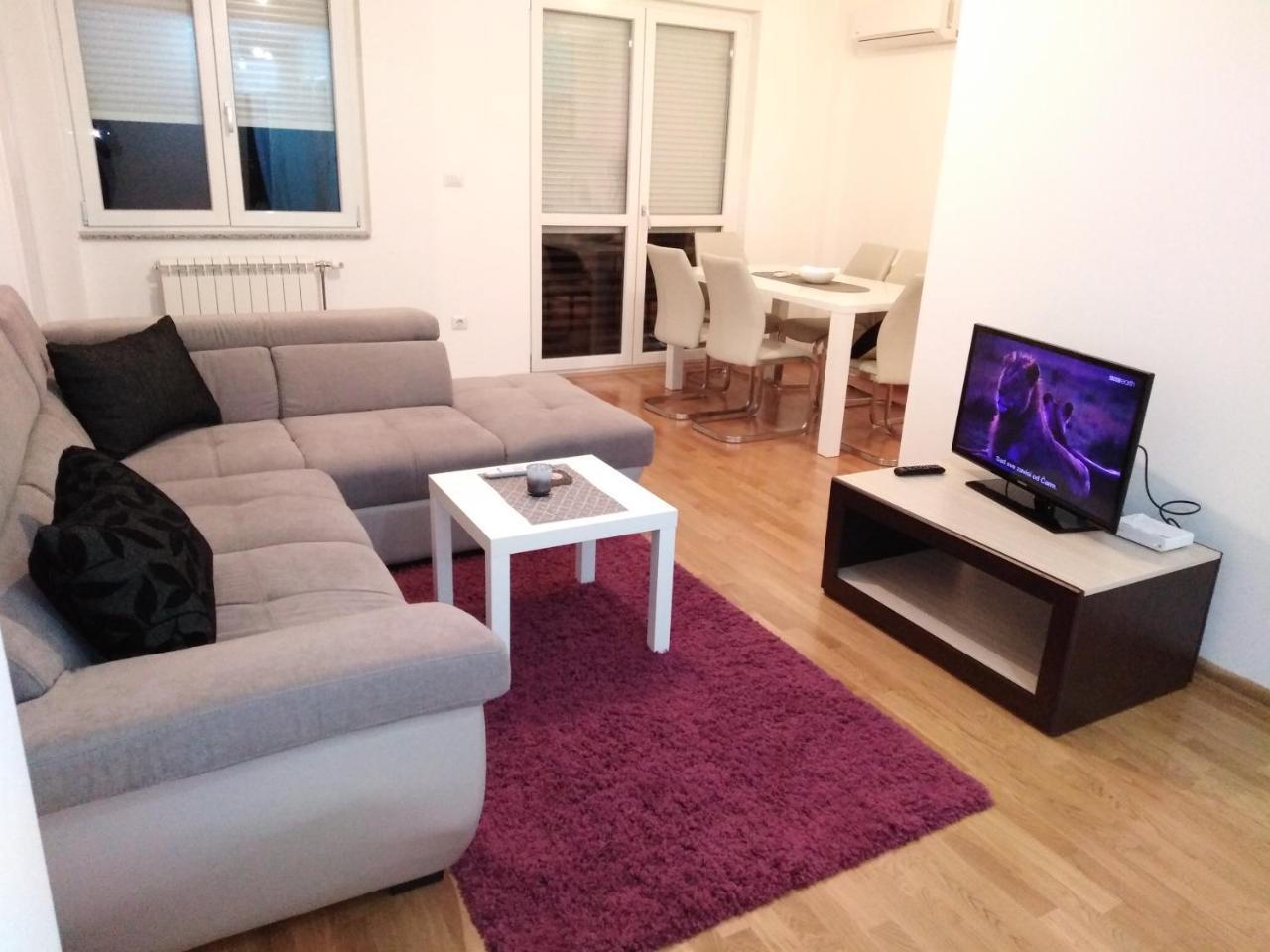 Butterfly Apartment Cacak